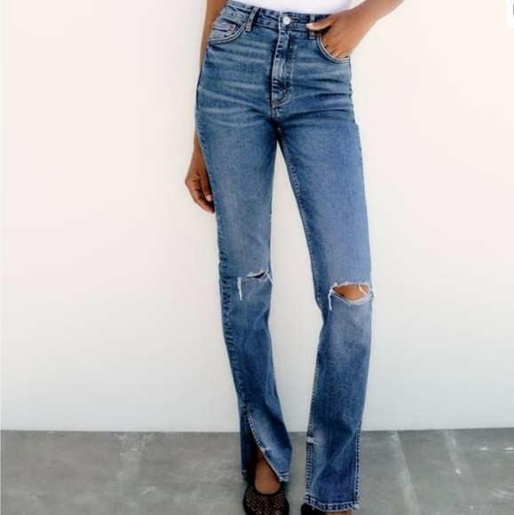 ZARA High Rise Flared Slit Slim Distressed Knee Jeans. Medium Wash. Size 4 - Picture 1 of 16